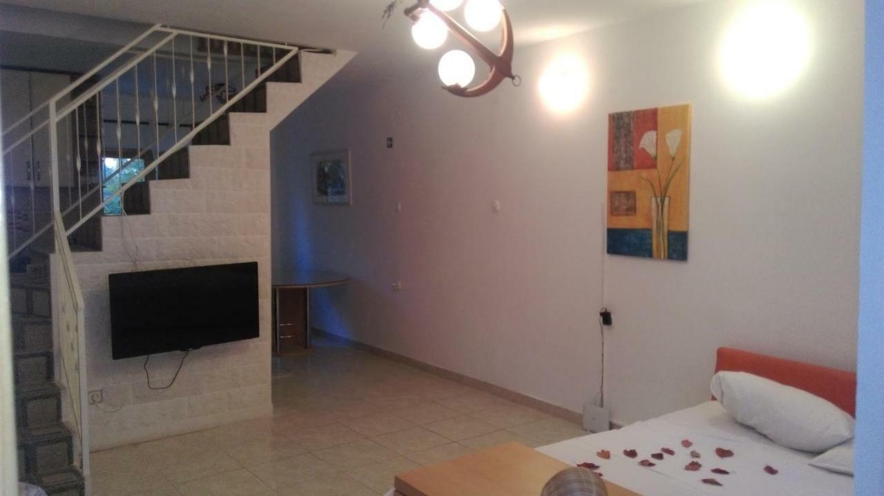 Apartman Restovic โบล ภายนอก รูปภาพ